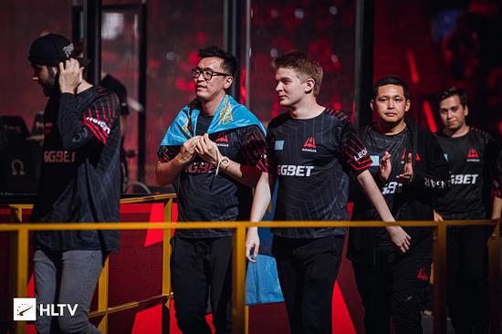 夏侯惇最新出装与连招分析提升胜率